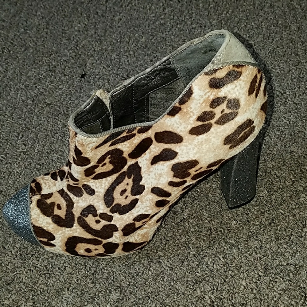 Sam Edelman - Picture 3 of 4